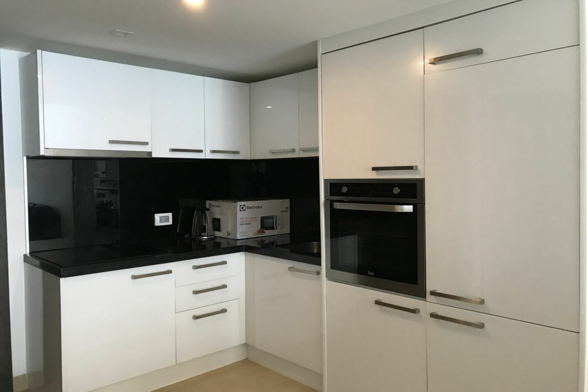 Uplus Avenue Residence Pattaya Exterior photo